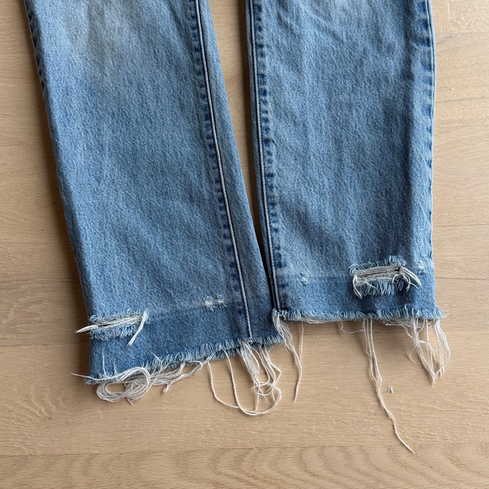 Levi’s - Picture 5 of 9
